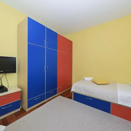 Toni Apartment *
