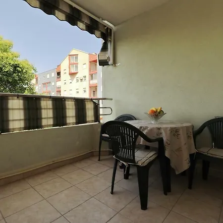 Toni Apartment *